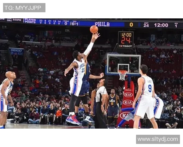 费城76人对决犹他爵士精彩赛季回顾与球员表现分析